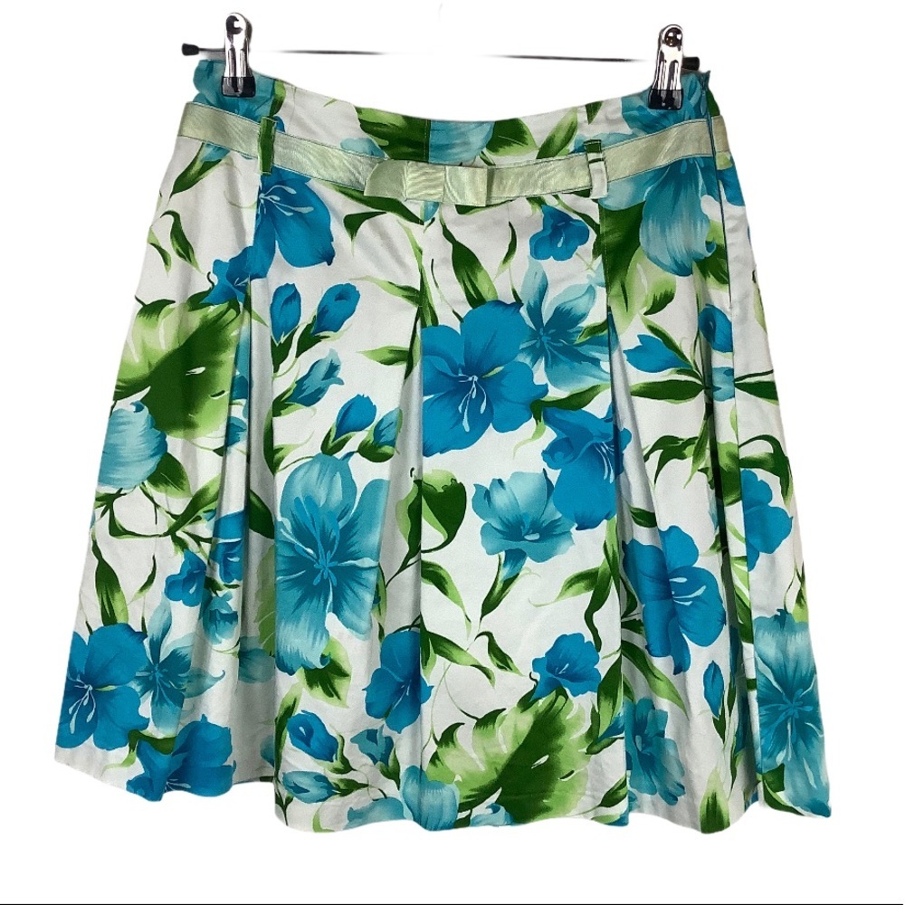 Dress Barn skirt‎ floral pleated A-line blue green Size 6 Cottage Core Country